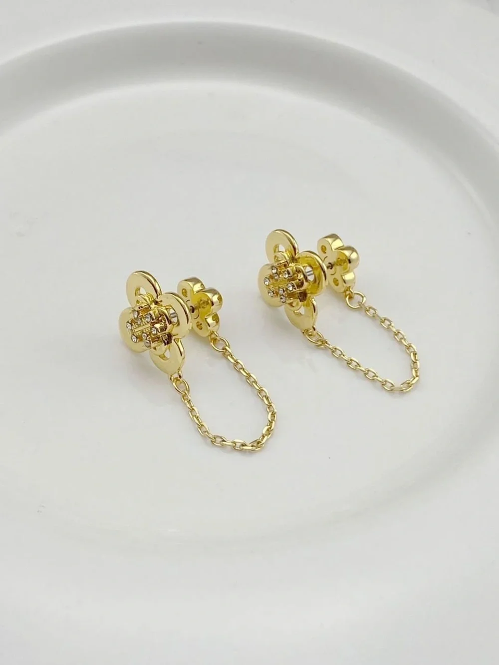 Tory Burch Gold Floral Chain Earrings